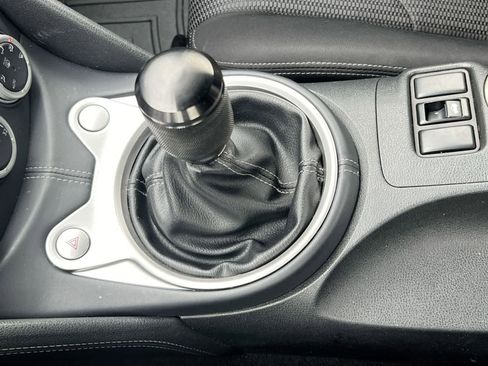 Used 2020 Nissan 370Z Coupe image 28