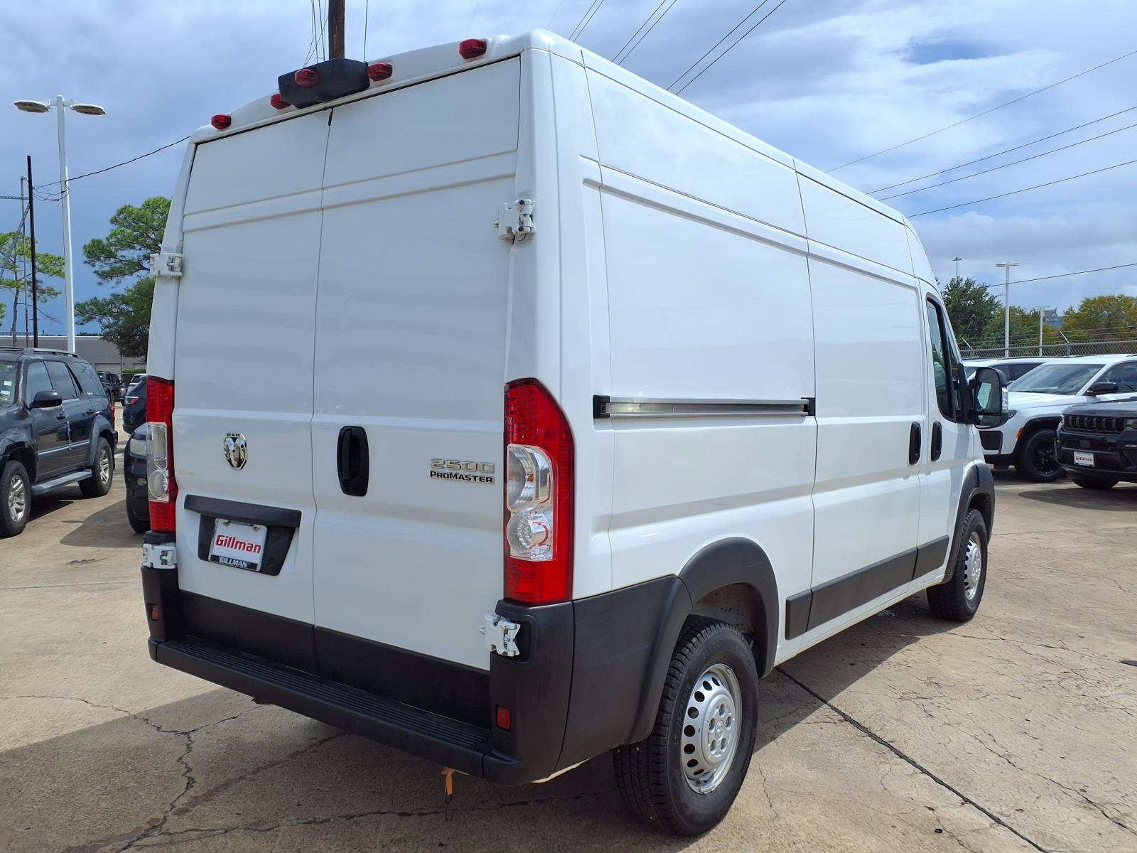 Used 2025 RAM ProMaster 2500 w/ Convenience Group FWD image 27