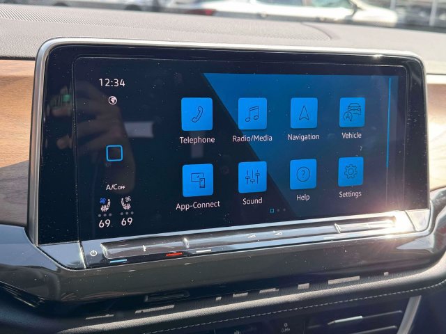 Certified 2026 Volkswagen Atlas SE w/ Panoramic Sunroof Package AWD/4WD image 27