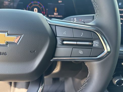 New 2026 Chevrolet Suburban LS AWD/4WD image 25