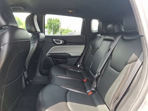 Used 2023 Jeep Compass Limited AWD/4WD image 10