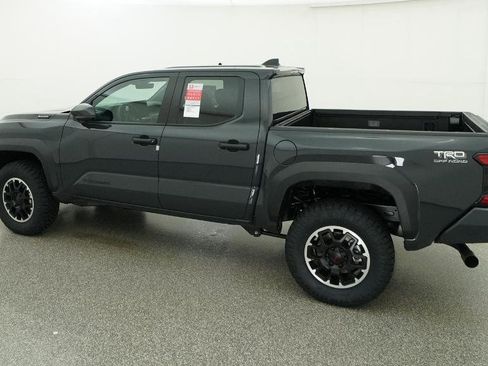 New 2026 Toyota Tacoma TRD Off-Road AWD/4WD image 7