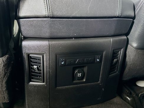 Used 2018 RAM 2500 Limited image 25