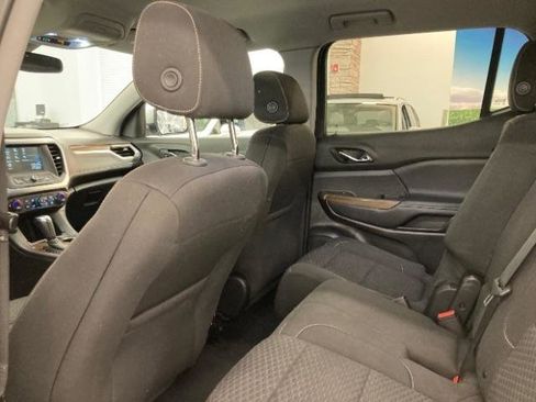 Used 2019 GMC Acadia SLE w/ LPO, Cargo Package image 11