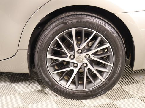 Used 2017 Lexus ES 350 w/ Luxury Package FWD image 20