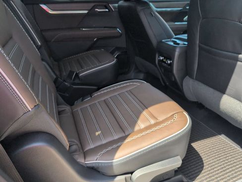 New 2026 GMC Acadia Denali Ultimate FWD image 30