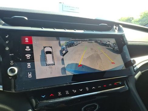 Certified 2023 Jeep Grand Cherokee Limited AWD/4WD image 29