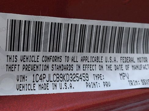 Used 2019 Jeep Cherokee Latitude w/ Popular Appearance Group image 33