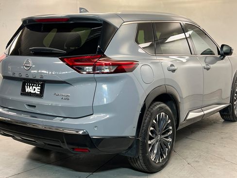 Used 2024 Nissan Rogue Platinum w/ Platinum Premium Package AWD/4WD image 6