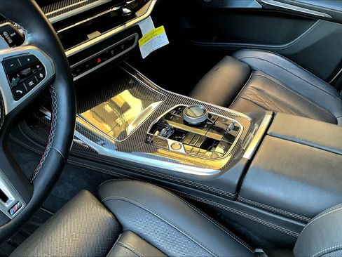 Used 2024 BMW X7 M60i w/ Executive Package image 16