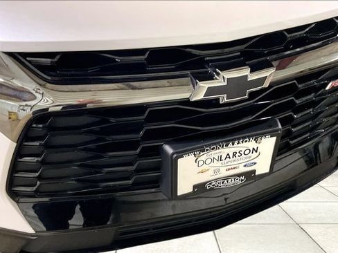 Certified 2022 Chevrolet Blazer RS w/ Enhanced Convenience Package AWD/4WD image 10