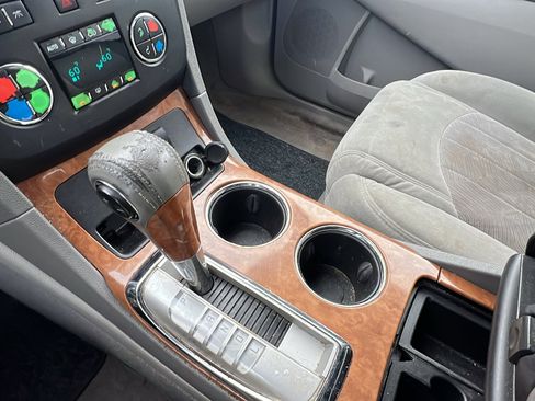 Used 2008 Buick Enclave CX w/ Driver Confidence Package image 31