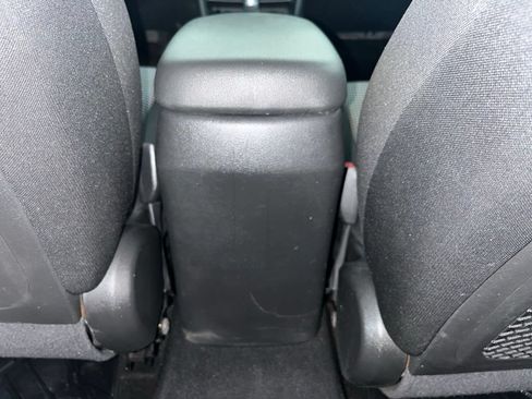 Used 2021 Hyundai Kona SE FWD image 30