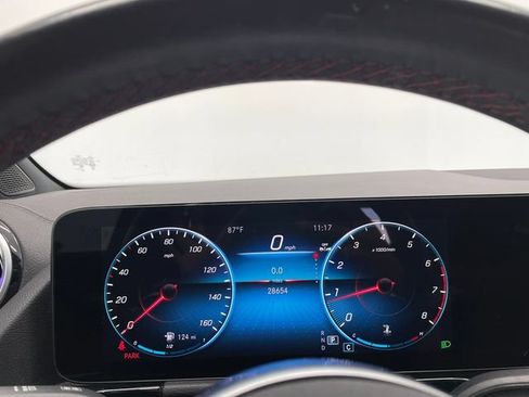 Used 2023 Mercedes-Benz GLA 250 image 2