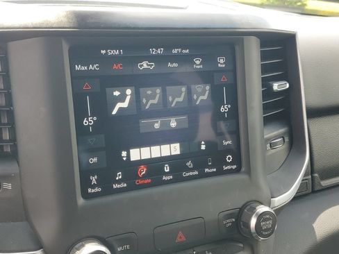 Used 2019 RAM 1500 Big Horn AWD/4WD image 22