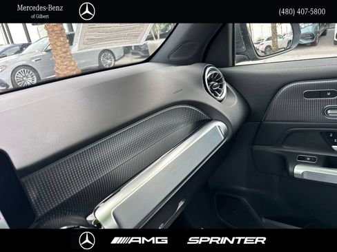 Certified 2023 Mercedes-Benz EQB 300 4MATIC image 22