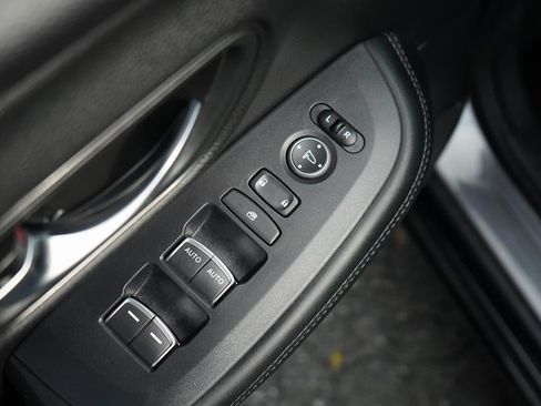 Certified 2023 Honda HR-V EX-L image 17