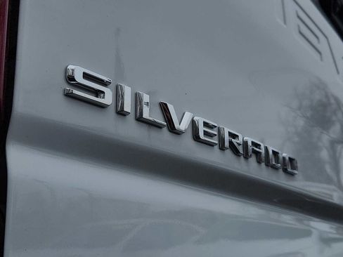 Used 2024 Chevrolet Silverado 2500 LT image 30