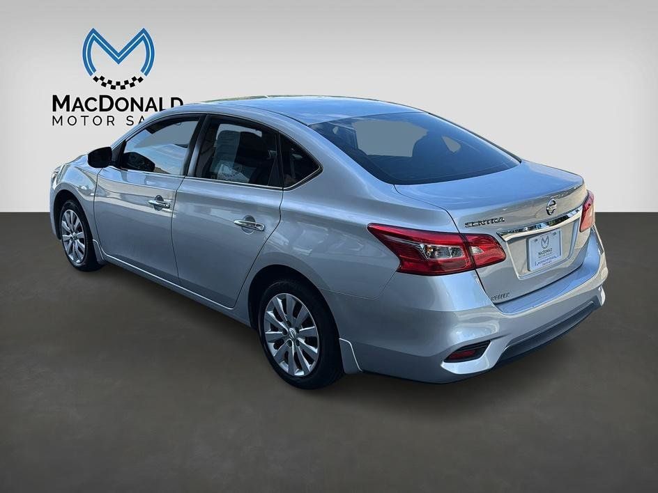 Used 2017 Nissan Sentra S FWD image 5