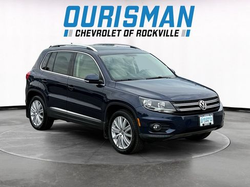 Used 2015 Volkswagen Tiguan SE AWD/4WD image 1