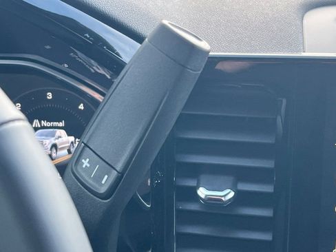 New 2026 GMC Sierra 1500 SLE image 18