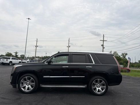 Used 2015 Cadillac Escalade Premium AWD/4WD image 4