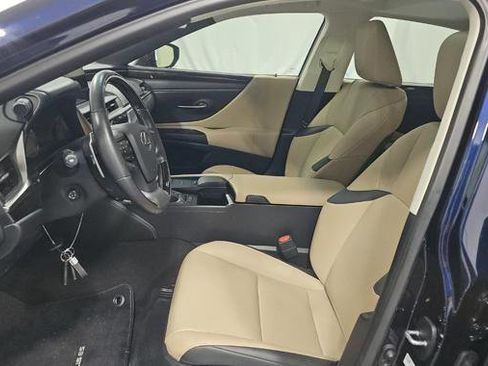 Used 2019 Lexus ES 350 w/ Premium Package image 6