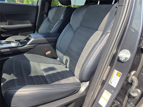 Used 2025 Mitsubishi Outlander SE AWD/4WD image 28