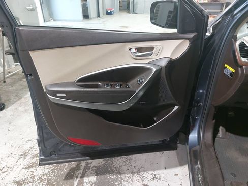 Used 2018 Hyundai Santa Fe Sport w/ 2.4L Tech Package 04 FWD image 27