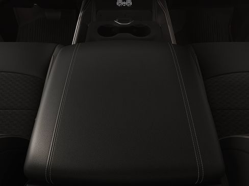 New 2026 RAM 2500 Big Horn AWD/4WD image 4