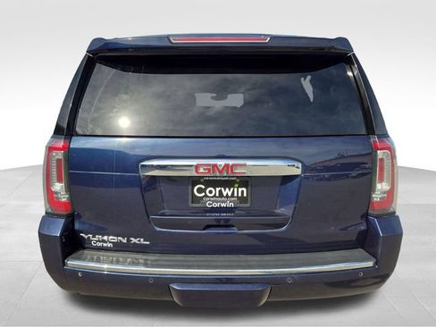 Used 2019 GMC Yukon XL Denali AWD/4WD image 11