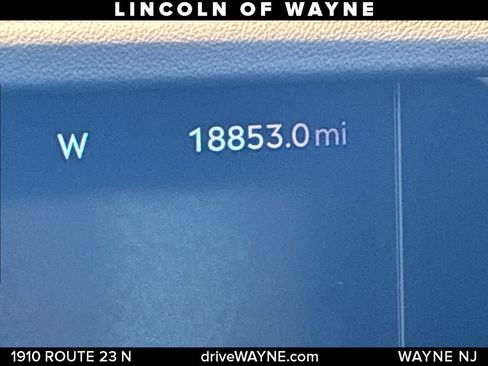 Certified 2024 Lincoln Nautilus Premier AWD/4WD image 16