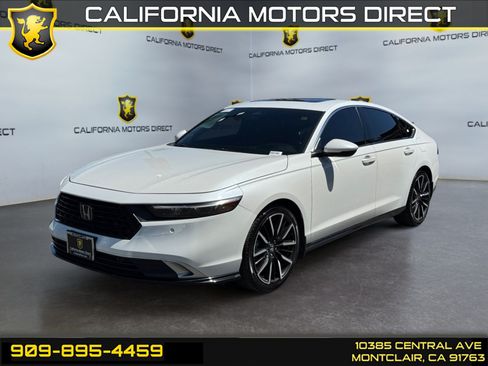 Used 2024 Honda Accord Touring image 1