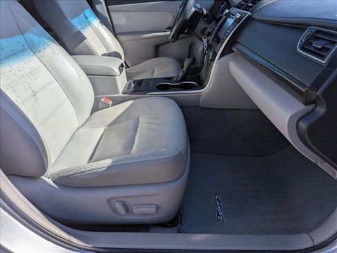Used 2016 Toyota Camry XLE image 20