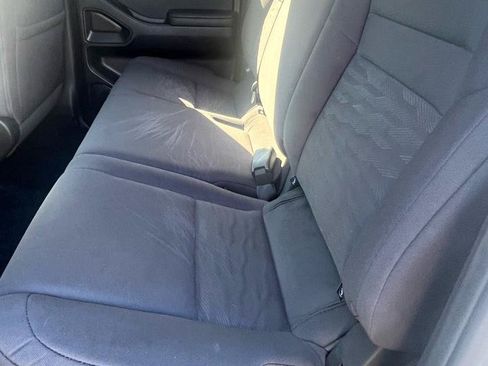 Used 2024 Nissan Frontier S w/ Technology Package AWD/4WD image 9