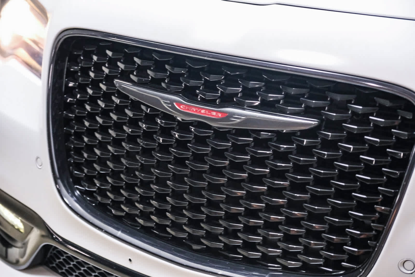 Used 2021 Chrysler 300 S w/ S Model Appearance Package RWD image 13