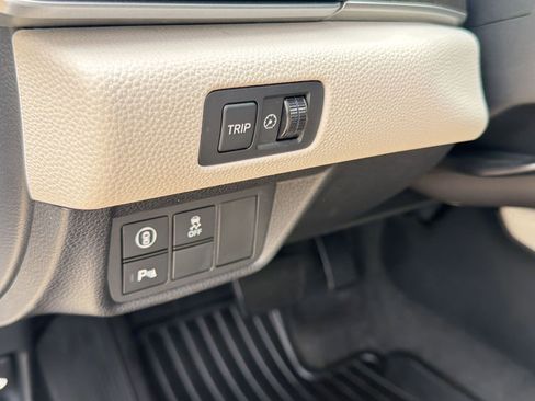Used 2022 Honda Accord EX-L image 19