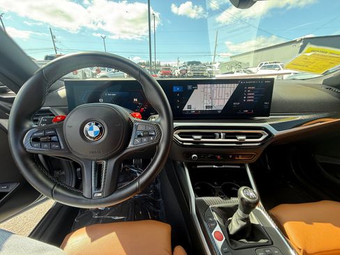 Used 2024 BMW M2 w/ Lighting Package image 9