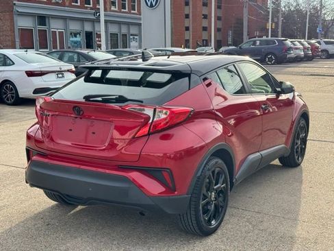 Used 2022 Toyota C-HR Nightshade image 5