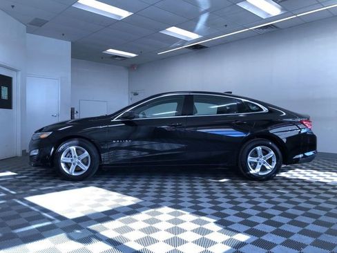 Used 2024 Chevrolet Malibu LT image 12