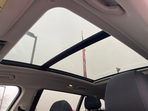 Used 2022 BMW X7 xDrive40i w/ Premium Package image 13