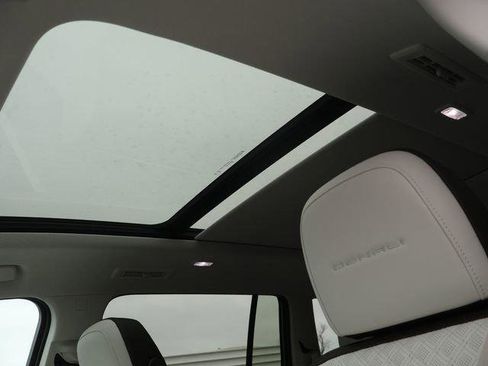 New 2026 GMC Acadia Denali AWD/4WD image 38