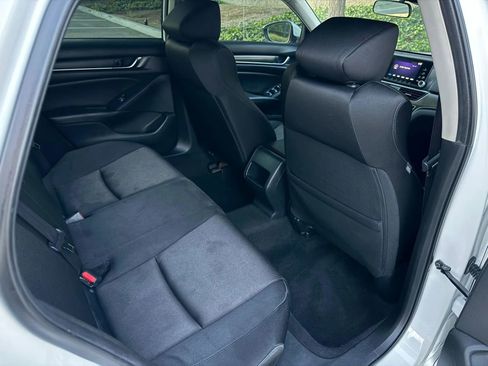 Used 2020 Honda Accord LX image 43