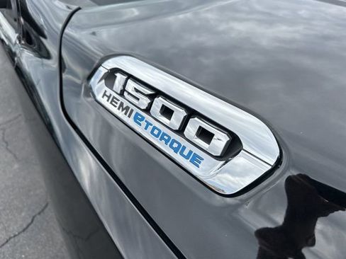 Used 2024 RAM 1500 Laramie image 36