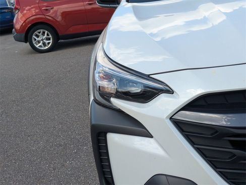 Certified 2025 Subaru Outback Premium w/ Popular Package #1A image 8