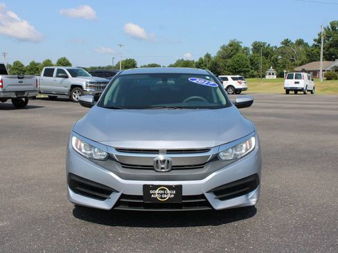 Used 2017 Honda Civic EX image 3