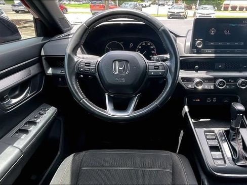 Used 2024 Honda CR-V Sport image 8