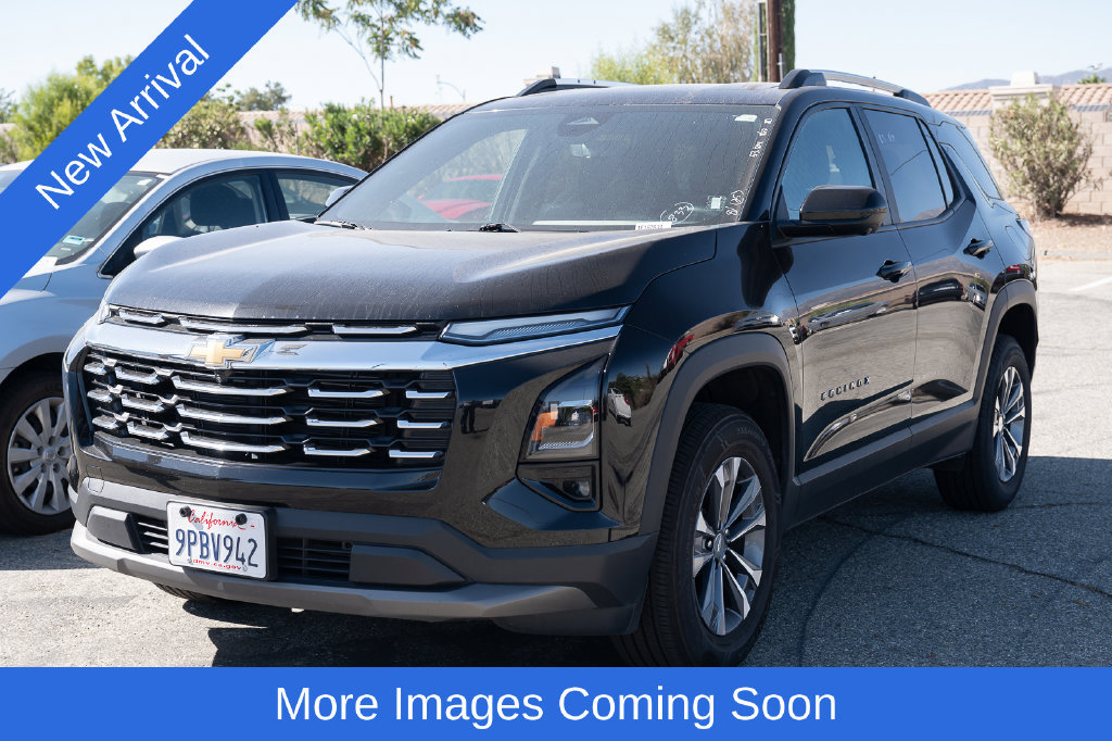 Used 2025 Chevrolet Equinox LT w/ Convenience Package II FWD image 6