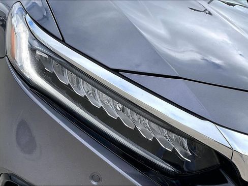 Used 2022 Honda Accord Touring image 36
