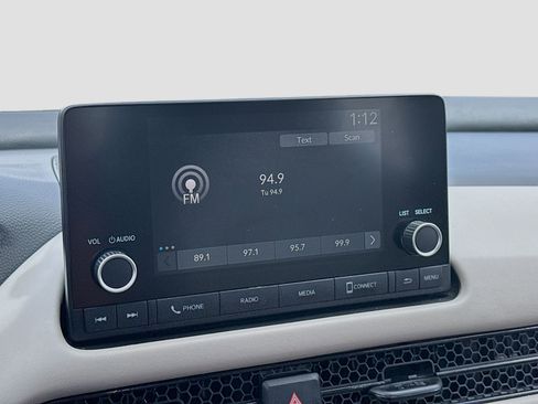 Certified 2025 Honda HR-V LX image 12